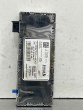 Load image into Gallery viewer, SATELLITE RECEIVER B250 C250 C300 C350 C63 E300 E350 E400 E550 E63 10-16 - NW522437