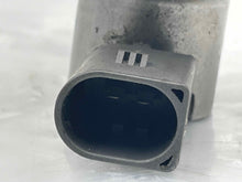 Load image into Gallery viewer, FUEL PUMP 550i 550i Gt 650i 750 HYBRID 750i 750il Active 7 Alpina 08-15 - NW449352