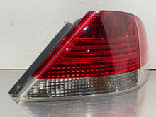 Load image into Gallery viewer, OUTER TAIL LIGHT LAMP 750i 750il 750LI 760li Alpina B7 06-08 Right - NW525155