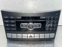 Load image into Gallery viewer, Radio MERCEDES CLS-CLASS 2014 - NW527203