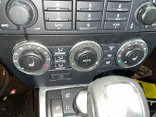 Load image into Gallery viewer, FRONT TEMPERATURE CONTROLS Land Rover LR2 1960-2011 - NW529791