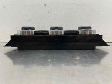 Load image into Gallery viewer, FRONT TEMPERATURE CONTROLS Land Rover LR2 1960-2011 - NW529791