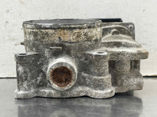Load image into Gallery viewer, THROTTLE BODY Land Rover LR2 2008 08 2009 09 2010 10 2011 11 3.2L - NW530035
