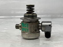 Load image into Gallery viewer, FUEL PUMP 550i 550i Gt 650i 750 HYBRID 750i 750il Active 7 Alpina 08-15 - NW504775