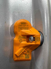 Load image into Gallery viewer, WHEEL RIM Cooper Clubman 2011 11 2012 12 2013 13 2014 14 15x5-1/2 ALLOY - NW532684