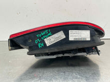 Load image into Gallery viewer, TAIL LIGHT LAMP ASSEMBLY Jaguar S Type 00 01 02 03 04 Right - NW535961