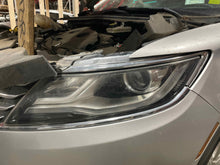 Load image into Gallery viewer, Headlight Lamp Assembly Lincoln MKC 2016 - NW538320