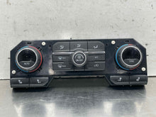 Load image into Gallery viewer, Temperature Controls SILVERADO 1500 PICKUP 2021 - NW536769
