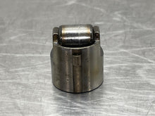 Load image into Gallery viewer, FUEL PUMP 550i 550i Gt 650i 750 HYBRID 750i 750il Active 7 Alpina 08-15 - NW577091