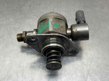 Load image into Gallery viewer, FUEL PUMP A4 A6 TT Beetle EOS Jetta Tiguan 11 12 13 14 15 16 - NW583498