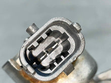 Load image into Gallery viewer, FUEL PUMP Land Rover Evoque LR2 12 13 14 15 16 17 - NW586560