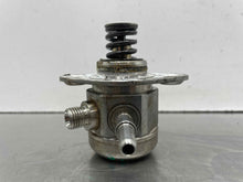 Load image into Gallery viewer, FUEL PUMP Land Rover Evoque LR2 12 13 14 15 16 17 - NW586634