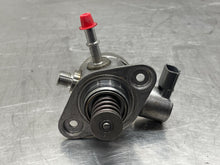 Load image into Gallery viewer, FUEL PUMP Nissan Rogue Sport 17 18 19 20 21 22 - NW588668