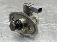 Load image into Gallery viewer, FUEL PUMP 228I 320i 328D 328i 328I GT 428i 528i X1 X3 X4 X5 Z4 12-18 - NW592305