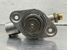 Load image into Gallery viewer, FUEL PUMP Beetle Golf Golf GTI Jetta Passat 14 15 16 - NW618685