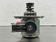 Load image into Gallery viewer, FUEL PUMP Jaguar Vanden Pl XF XFR XJ XJL XJR XK XKR 2010-2015 - NW623513