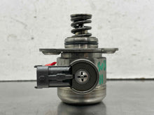 Load image into Gallery viewer, FUEL PUMP Jaguar Vanden Pl XF XFR XJ XJL XJR XK XKR 2010-2015 - NW623514