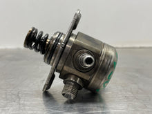 Load image into Gallery viewer, FUEL PUMP Land Rover Evoque LR2 12 13 14 15 16 17 - NW631152