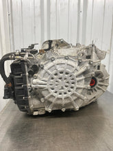 Load image into Gallery viewer, Transmission Hyundai Santa Fe 2015 - NW636679