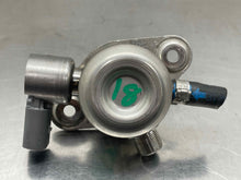 Load image into Gallery viewer, FUEL PUMP C250 C300 C350 C43 C63 E300 E350 E400 E550 GLC250d 15-20 - NW658447