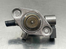 Load image into Gallery viewer, FUEL PUMP C250 C300 C350 C43 C63 E300 E350 E400 E550 GLC250d 15-20 - NW658447