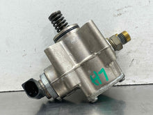 Load image into Gallery viewer, Fuel Pump AUDI A8 2010 - NW658326