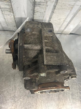 Load image into Gallery viewer, TRANSFER CASE Audi TT 2000 00 2001 01 02 03 04 05 06 - NW679990