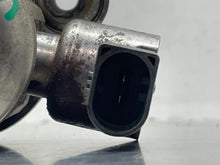 Load image into Gallery viewer, Fuel Pump A3 Beetle TT Golf Jetta 2008 08 2009 09 2010 10 2011 11 2012 12 - NW681211