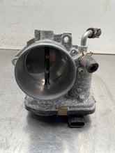 Load image into Gallery viewer, Throttle Body RAV4 2019 - NW681946