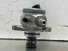 Load image into Gallery viewer, FUEL PUMP Infiniti Q50 Q60 2016 16 2017 17 2018 18 2019 19 - NW704367