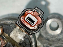 Load image into Gallery viewer, STARTER MOTOR QX60 Altima Murano Murano Cabriolet Pathfinder Quest 13-17 - NW704625