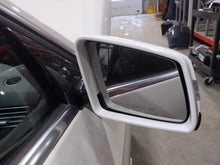 Load image into Gallery viewer, SIDE VIEW DOOR MIRROR E300 E350 E400 E550 E63 10 11 12 13 Right - NW707740