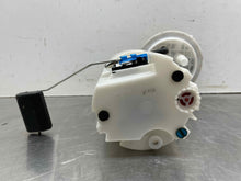 Load image into Gallery viewer, FUEL PUMP Sonata Optima 2011 11 2012 12 2013 13 2014 14 - NW556711