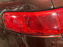Load image into Gallery viewer, Tail Lamp Light Lincoln MKT 2010 - NW558279