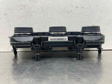 Load image into Gallery viewer, Temperature Controls Volkswagen Jetta 2021 - NW559518