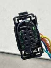 Load image into Gallery viewer, Side View Door Mirror 2010 - NW445925