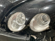Load image into Gallery viewer, Headlight Lamp Assembly 2006 - NW564620