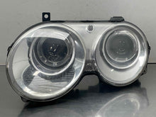 Load image into Gallery viewer, Headlight Lamp Assembly 2006 - NW564620