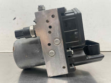 Load image into Gallery viewer, ABS Pump 2006 - NW564325