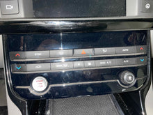 Load image into Gallery viewer, FRONT TEMPERATURE CONTROLS Jaguar XF XFR 2016 16 2017 17 - NW477074