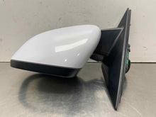 Load image into Gallery viewer, Side View Door Mirror Jaguar XE 2017 - NW476965