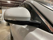 Load image into Gallery viewer, Side View Door Mirror Jaguar XE 2017 - NW476966