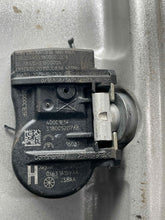 Load image into Gallery viewer, Wheel Rim Jaguar XE 2017 - NW477286
