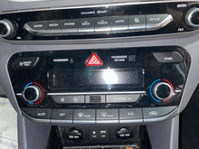 Load image into Gallery viewer, Temperature Controls IONIQ 2019 - NW565527