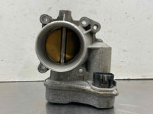 Load image into Gallery viewer, THROTTLE BODY Saab 9-3 2003 03 2004 04 2005 05 2006 06 - NW567627