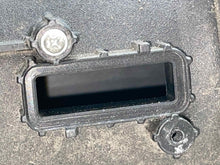 Load image into Gallery viewer, Air Cleaner Box Chevrolet Corvette 2015 - NW556119