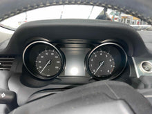 Load image into Gallery viewer, SPEEDOMETER CLUSTER Land Rover Evoque 2016 16 - NW570309