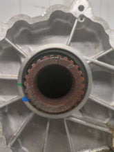 Load image into Gallery viewer, TRANSFER CASE ML320 ML350 ML550 E320 E350 GL450 06 07 08 09 - 12 - NW572385
