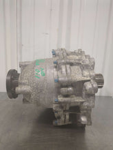 Load image into Gallery viewer, TRANSFER CASE ML320 ML350 ML550 E320 E350 GL450 06 07 08 09 - 12 - NW574344