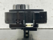 Load image into Gallery viewer, TEMPERATURE CONTROLS Golf Golf GTI Jetta Tiguan 2010 10 2011 11 12 13 14 - NW601723
